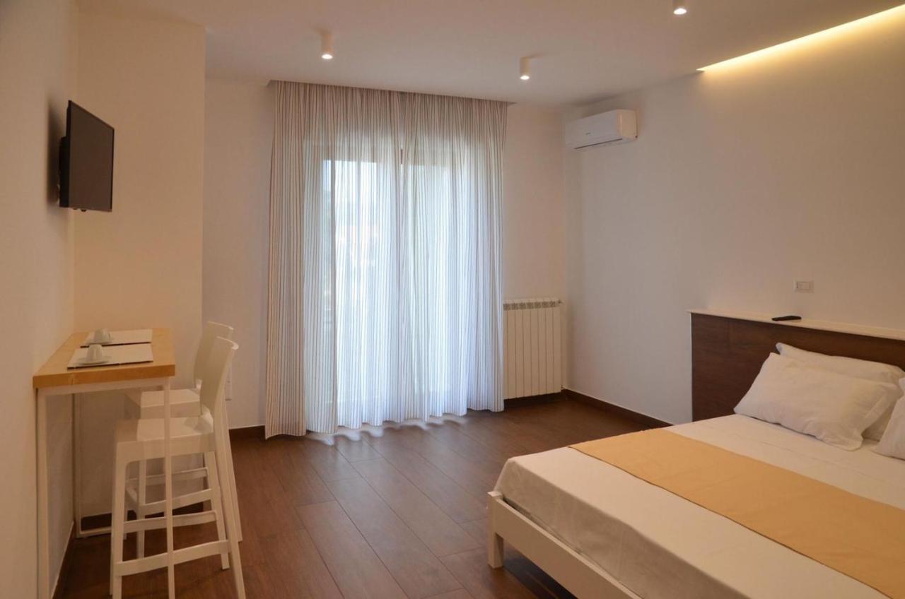 Bed and Breakfast La Casa In Piazza Apice Екстер'єр фото